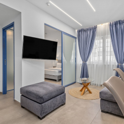 Theatrou Apts in the Heart of Athens! (Apt.1)