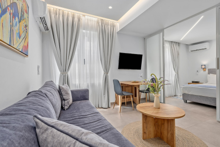 Theatrou Apts in the Heart of Athens! (Apt.2)