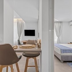 Theatrou Apts in the Heart of Athens! (Apt.2)