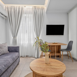 Theatrou Apts in the Heart of Athens! (Apt.2)