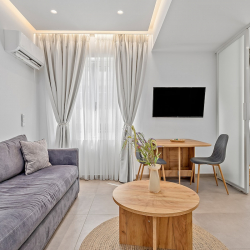 Theatrou Apts in the Heart of Athens! (Apt.2)