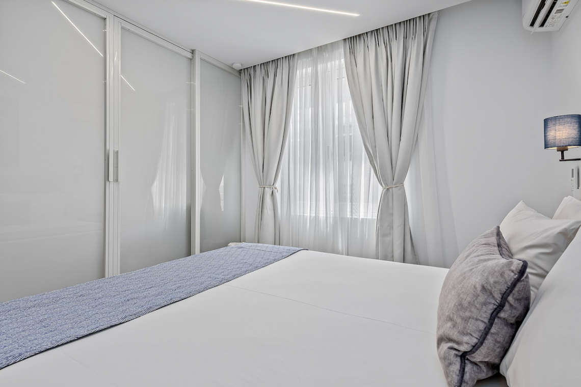 Theatrou Apts in the Heart of Athens! (Apt.2)