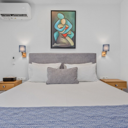 Theatrou Apts in the Heart of Athens! (Apt.2)