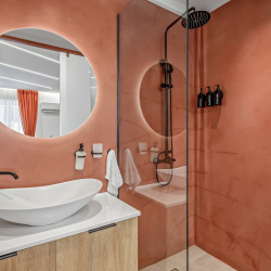 Theatrou Apts in the Heart of Athens! (Apt.3)