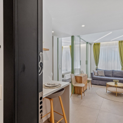 Theatrou Apts in the Heart of Athens! (Apt.4)