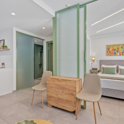 Theatrou Apts in the Heart of Athens! (Apt.4)