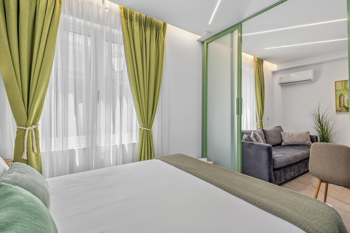 Theatrou Apts in the Heart of Athens! (Apt.4)