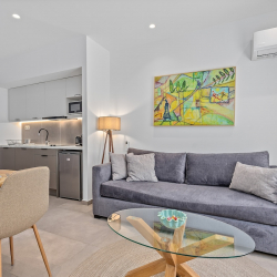 Theatrou Apts in the Heart of Athens! (Apt.5)