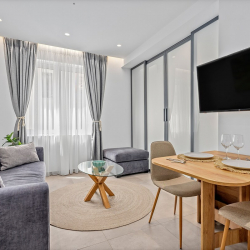 Theatrou Apts in the Heart of Athens! (Apt.5)