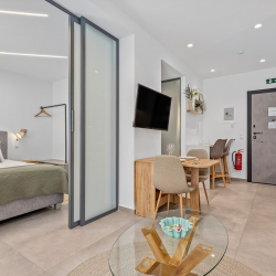 Theatrou Apts in the Heart of Athens! (Apt.5)