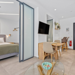 Theatrou Apts in the Heart of Athens! (Apt.5)