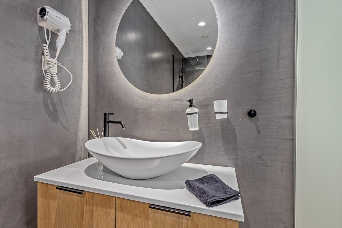 Theatrou Apts in the Heart of Athens! (Apt.5)