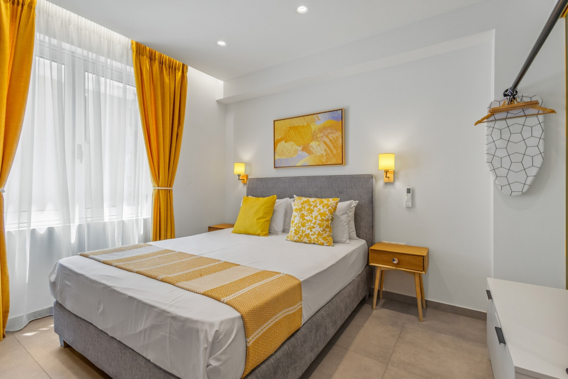 Theatrou Apts in the Heart of Athens! (Apt.6)