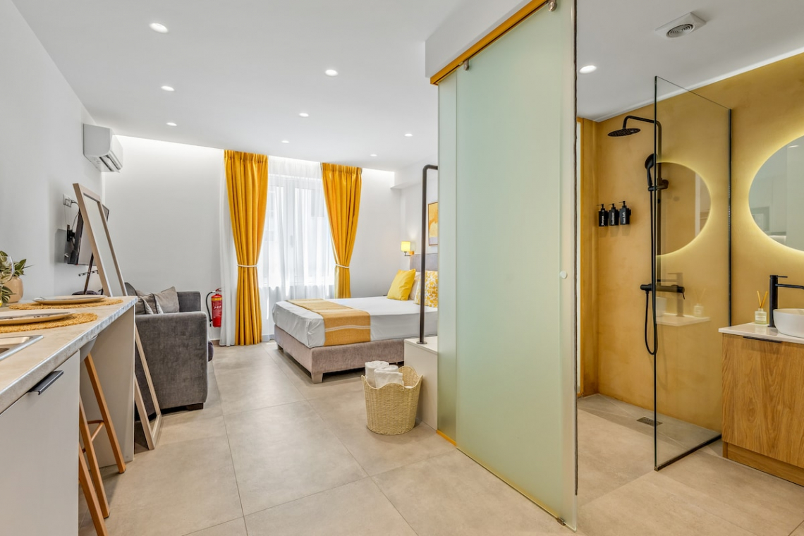Theatrou Apts in the Heart of Athens! (Apt.6)