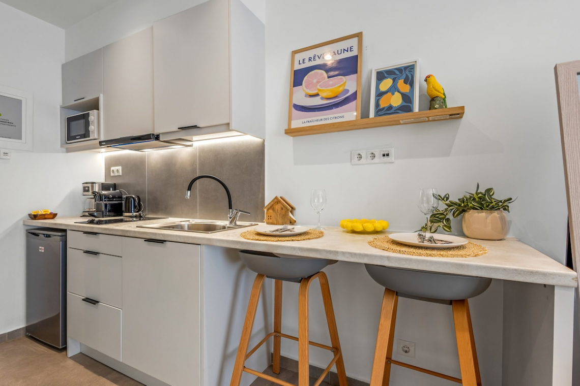 Theatrou Apts in the Heart of Athens! (Apt.6)
