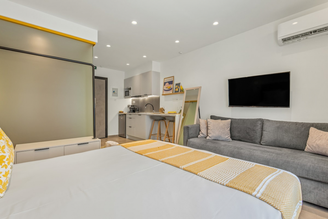 Theatrou Apts in the Heart of Athens! (Apt.6)