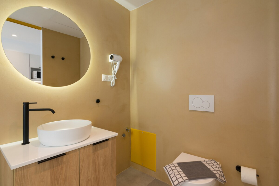 Theatrou Apts in the Heart of Athens! (Apt.6)