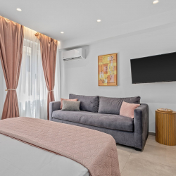 Theatrou Apts in the Heart of Athens! (Apt.7)