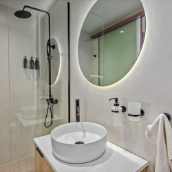 Theatrou Apts in the Heart of Athens! (Apt.7)
