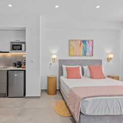 Theatrou Apts in the Heart of Athens! (Apt.7)