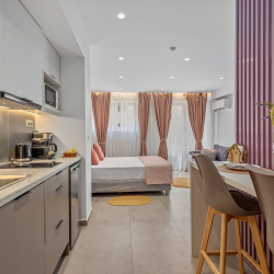 Theatrou Apts in the Heart of Athens! (Apt.7)