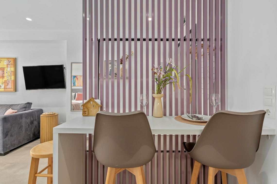 Theatrou Apts in the Heart of Athens! (Apt.7)