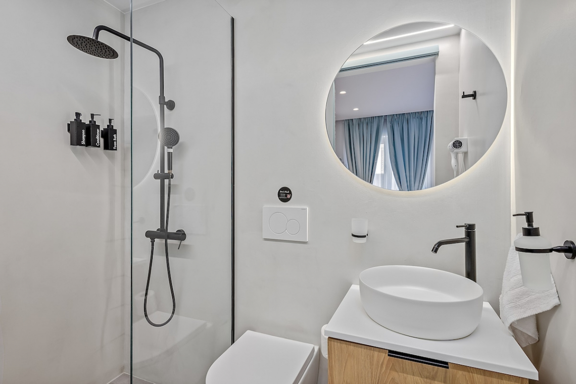 Theatrou Apts in the Heart of Athens! (Apt.8)