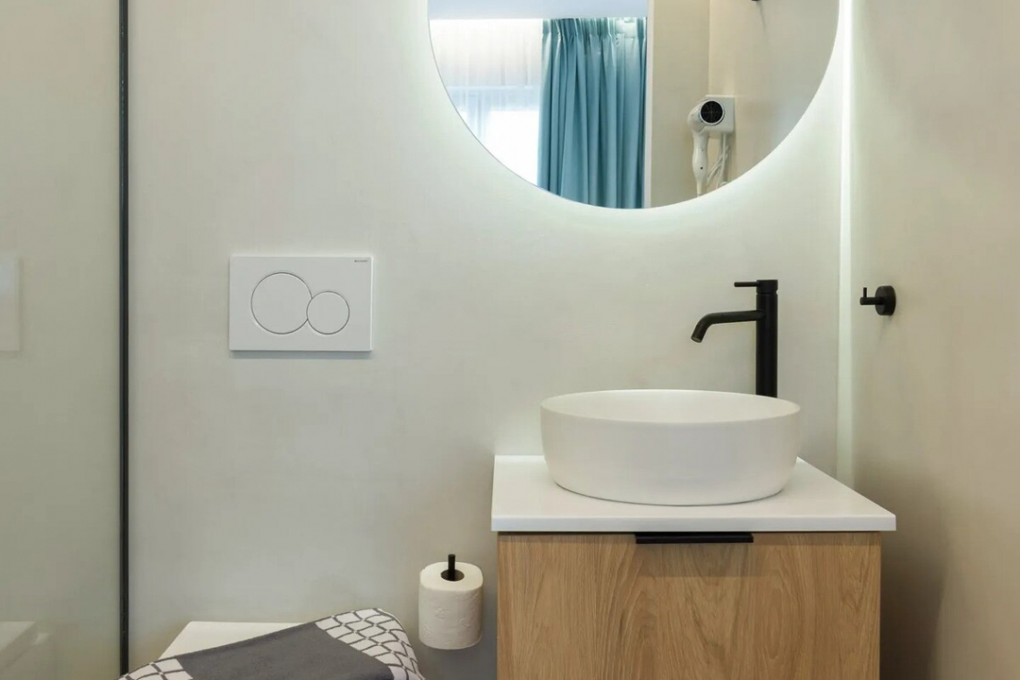 Theatrou Apts in the Heart of Athens! (Apt.8)