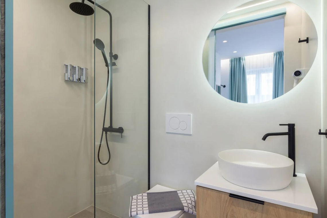 Theatrou Apts in the Heart of Athens! (Apt.8)