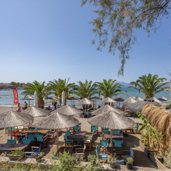 Chalkida Elegant Apartment for 8, 3 min from beach