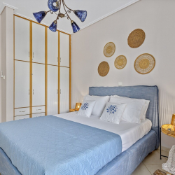 Chalkida Elegant Apartment for 8, 3 min from beach